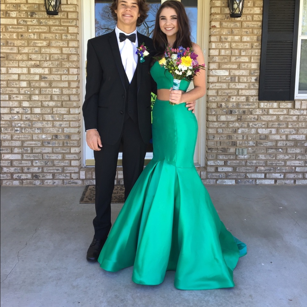 Prom dress